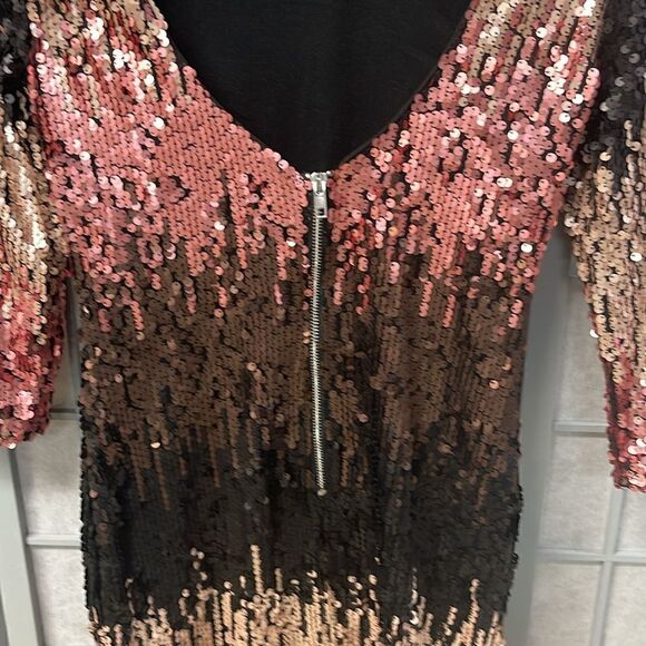 Little Mistress Sequin Dress, size 2. - Picture 3 of 7